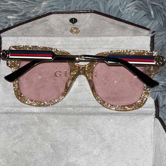 Gucci Sunglasses - Picture 2 of 5